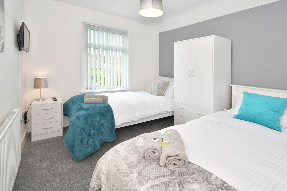 Townhouse @ 86 Brooklyn Street Crewe 2