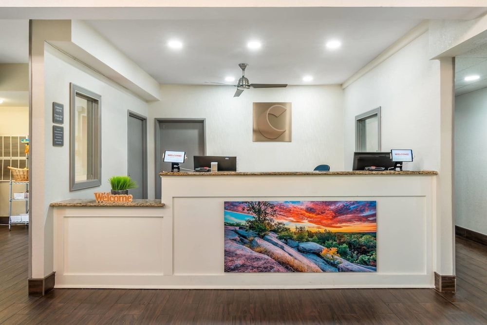 Comfort Inn & Suites Chesterfield - St Louis 2