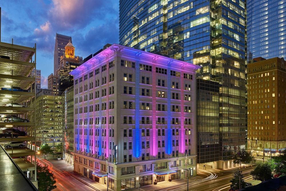 Aloft by Marriott Houston Downtown 1