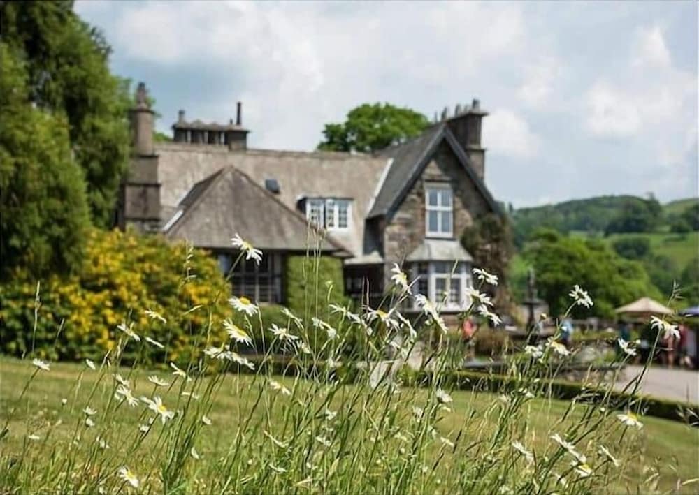 Broadoaks Boutique Country House 1