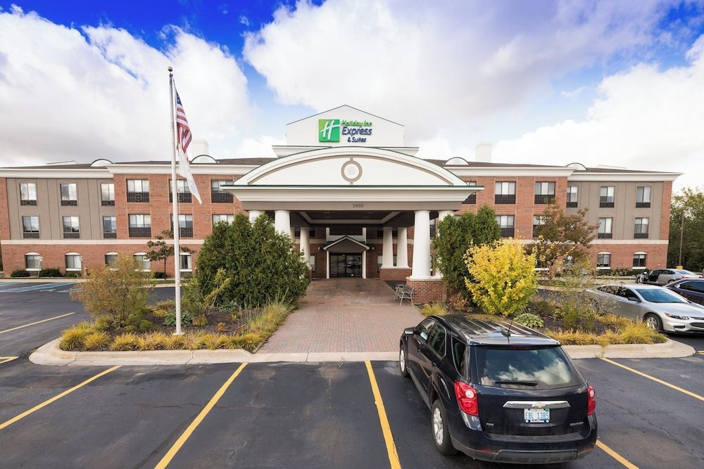 Holiday Inn Express & Suites GRAND BLANC by IHG 1