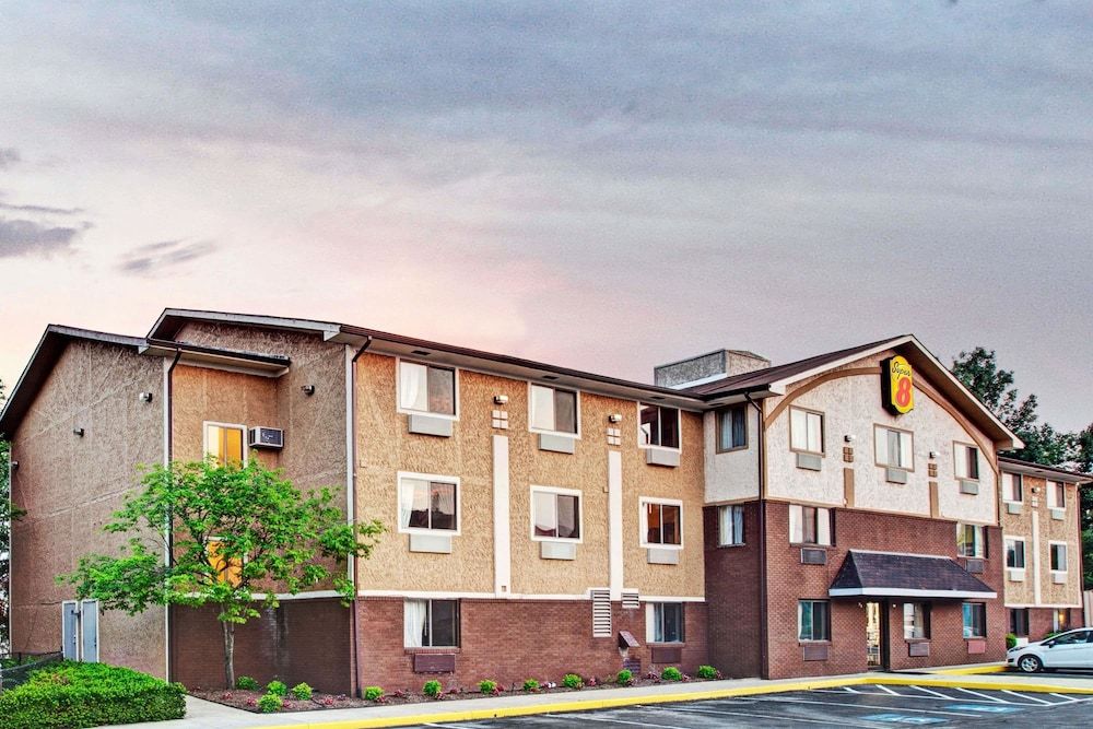Super 8 by Wyndham Baltimore/Essex Area 1