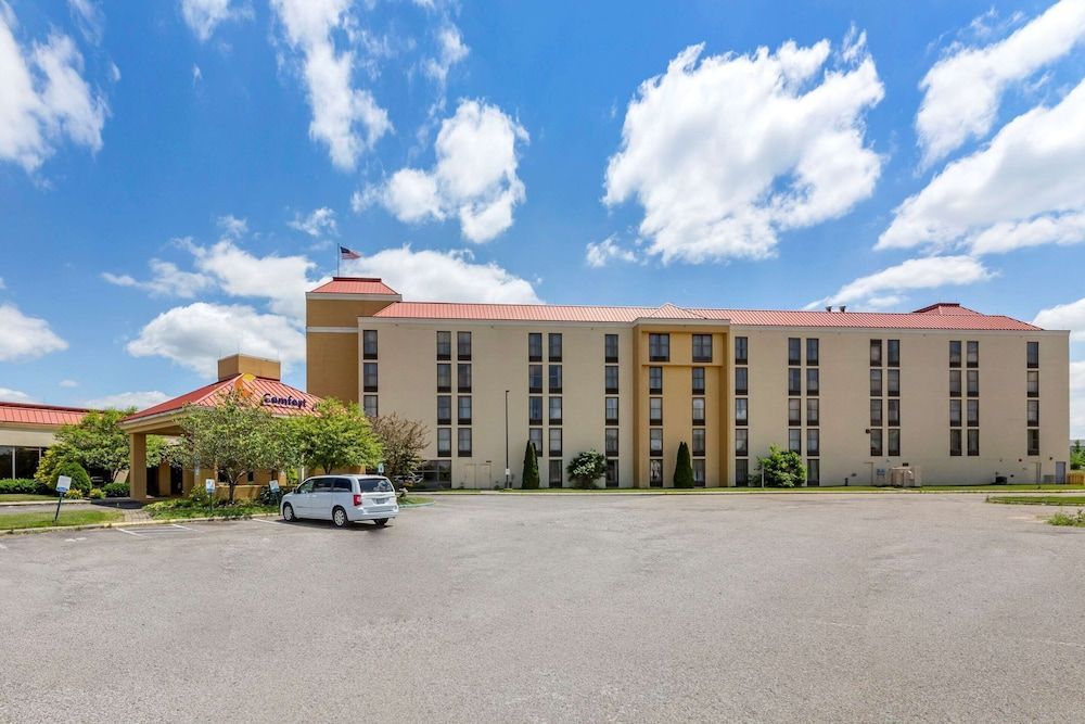 Comfort Inn Alliance 1