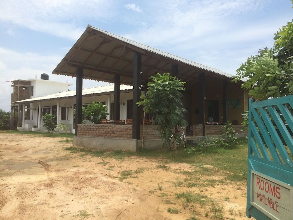 Summer Cottage 2
