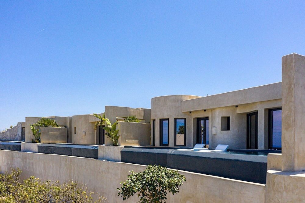 Senses Luxury Houses 1