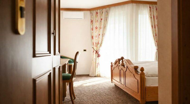 Hotel Comfort Erica Dolomiti Val d'Adige 2