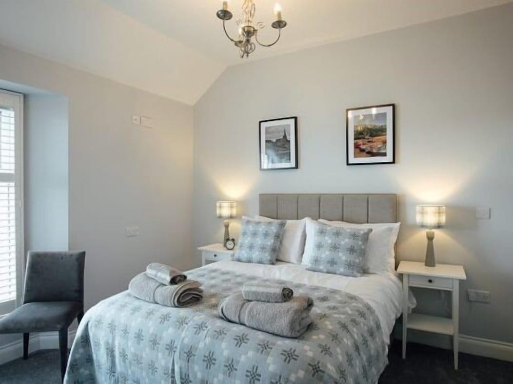 The Townhouse 2