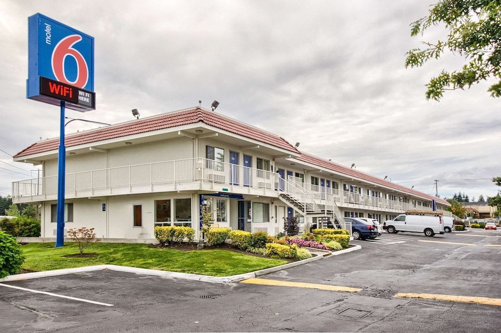 Motel 6-Everett, WA - South 1