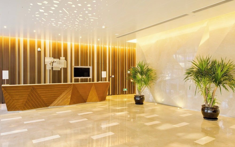 Holiday Inn Express Shanghai Jinsha by IHG 2