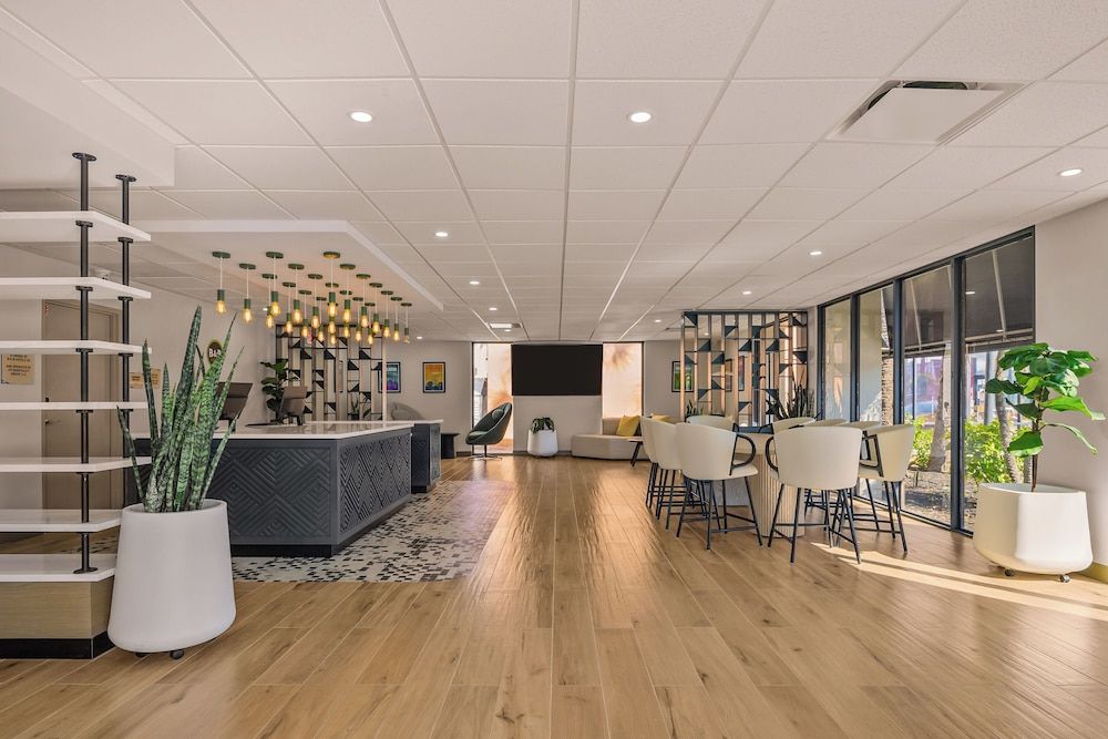 B&B HOTEL Orlando International Drive near Universal - Newly Renovated! 1