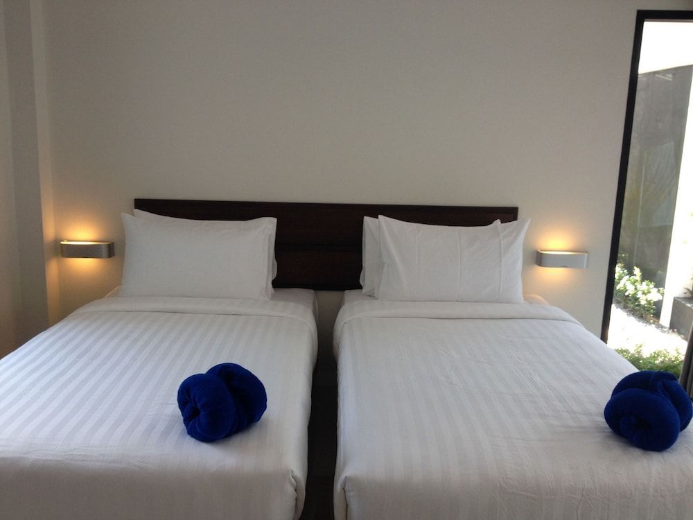 Limelight Village 2