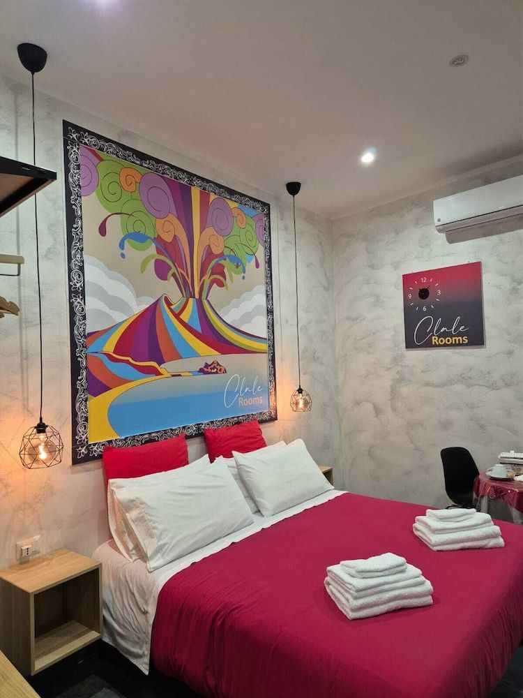 CLALE ROOMS 1