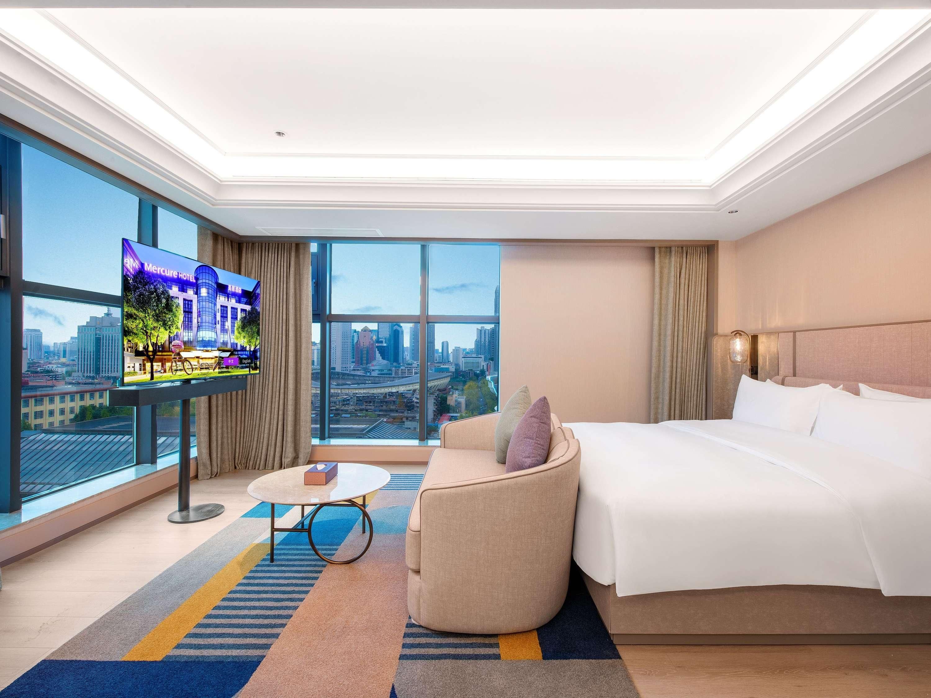 Mercure Chengdu Chunxi Road Tianfu Square 1