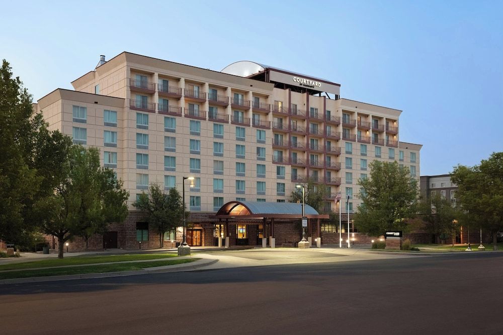 Courtyard by Marriott Denver Airport 1
