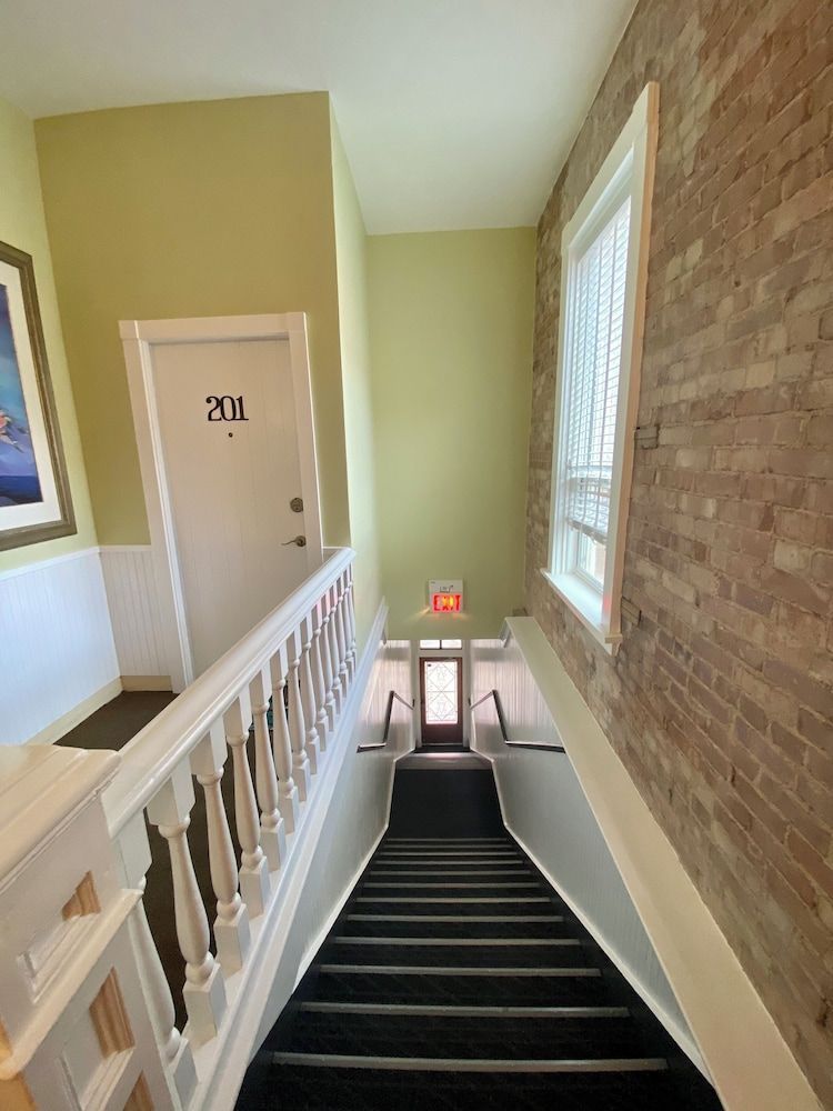 Bisbee Brownstone Suites 2