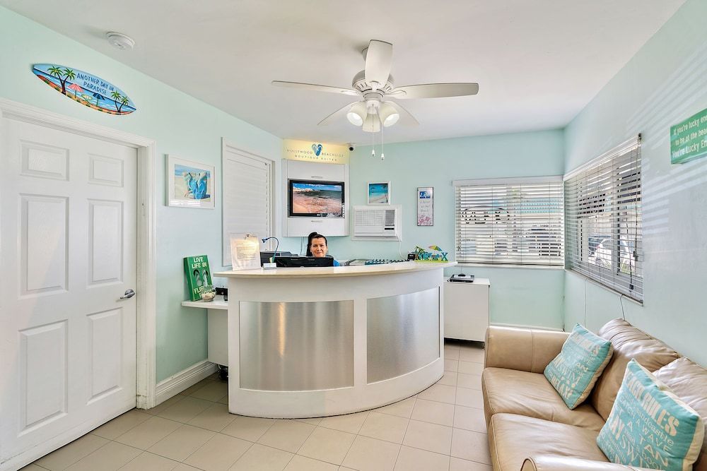 Hollywood Beachside Boutique Suite 2