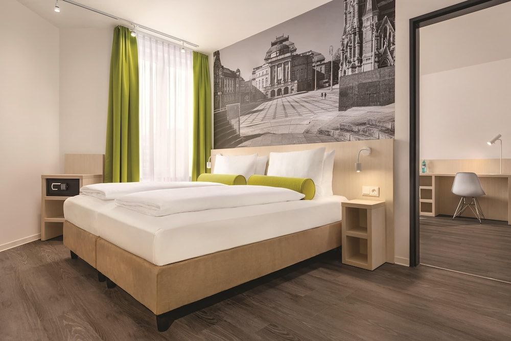 Super 8 by Wyndham Chemnitz 1