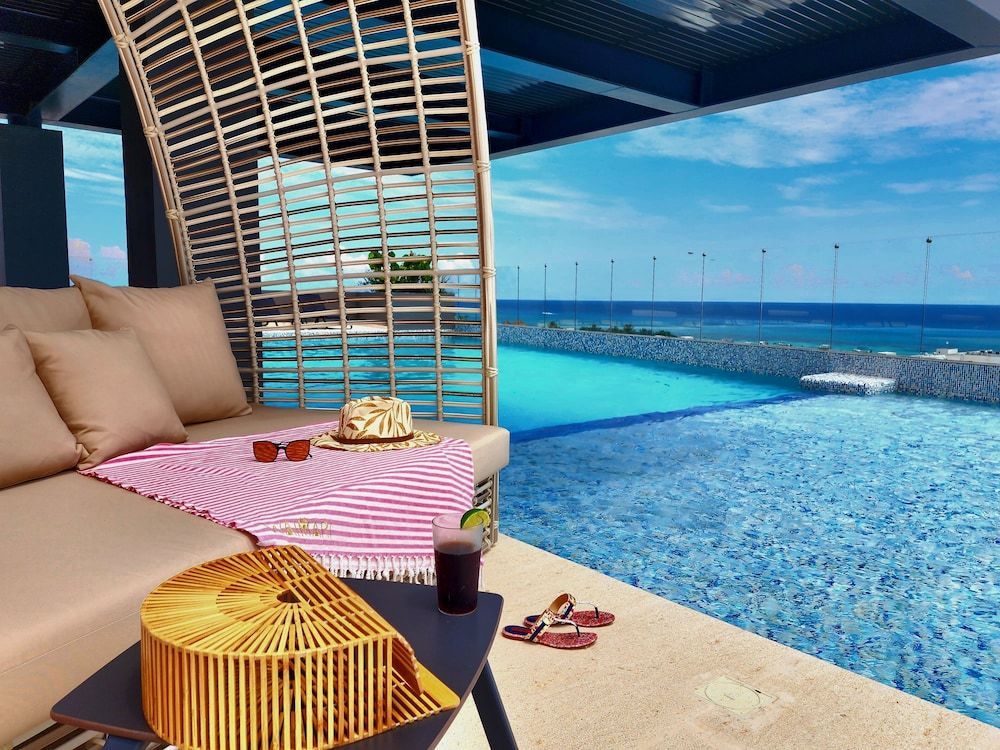 Singular Dream Beach Residences 1