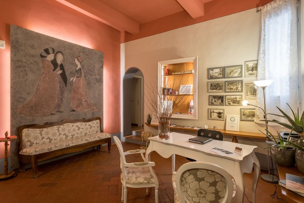 B&B Home in Florence 1