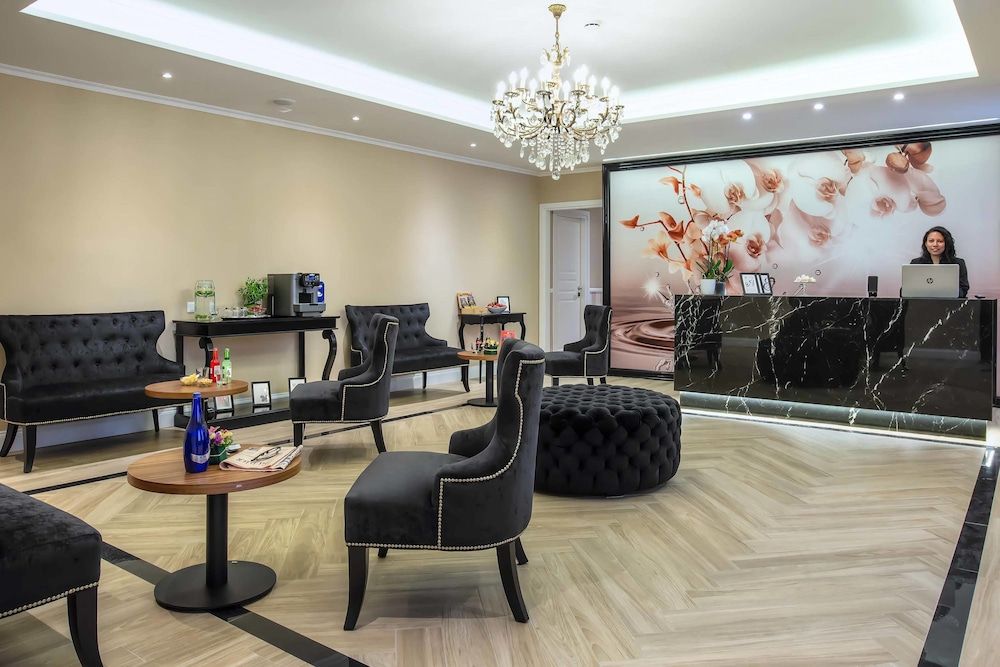 The Boutique Hotel 2