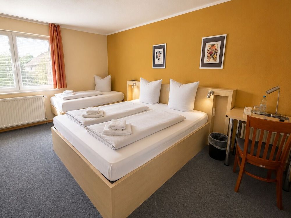 WOS Hotel 1