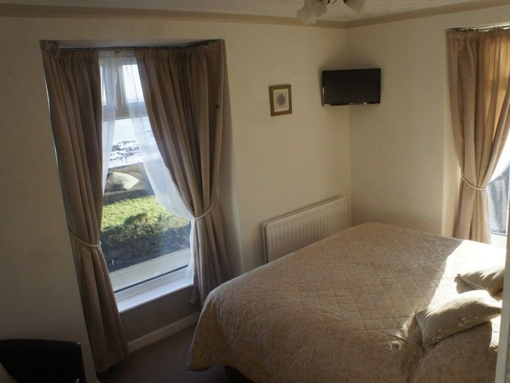 Plas Isa Hotel 2