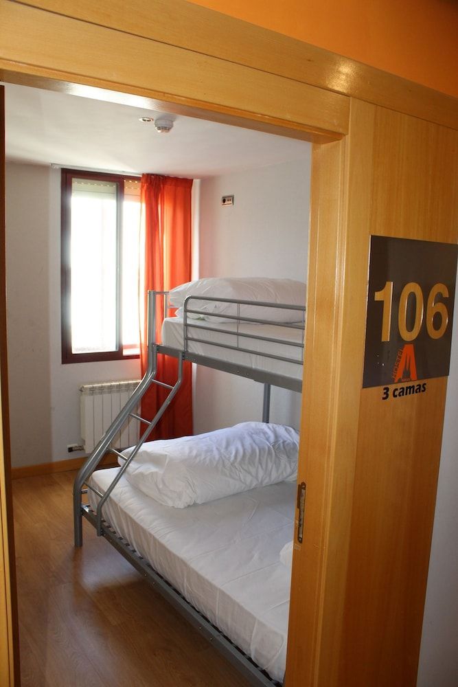 Mola! Hostel Burgos 2