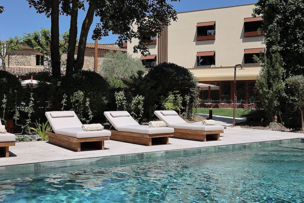 Hotel & Restaurants - Maison Chabran 1