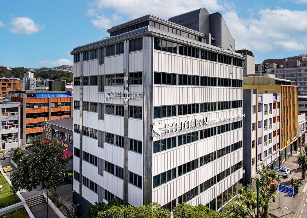 Sojourn Apartment Hotel - Ghuznee 1