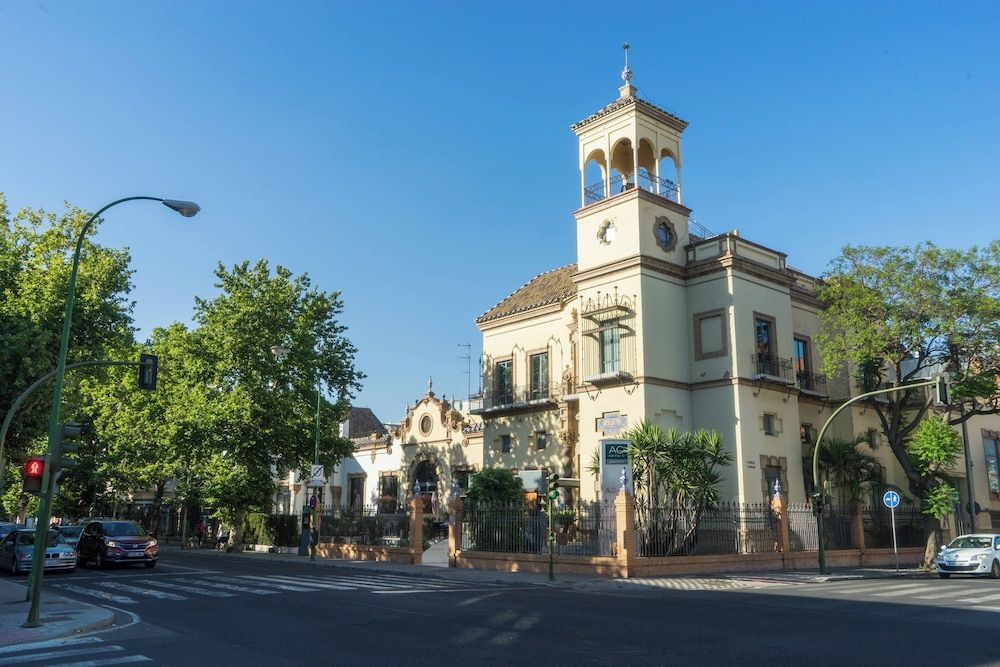 AC Hotel Ciudad de Sevilla by Marriott 1