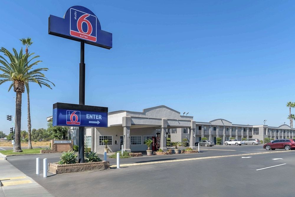 Studio 6 Suites Madera, CA Yosemite 1