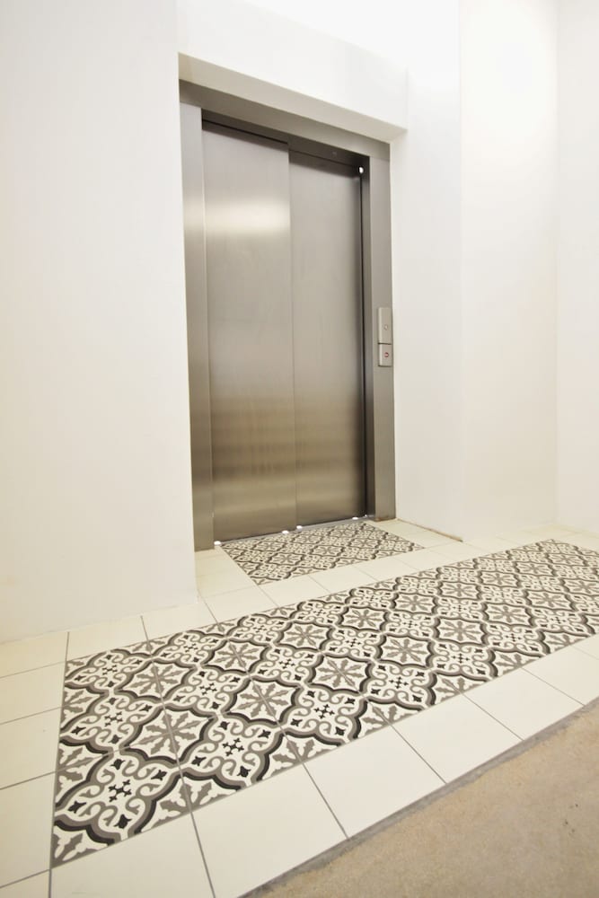 Elizabeth Suites 2