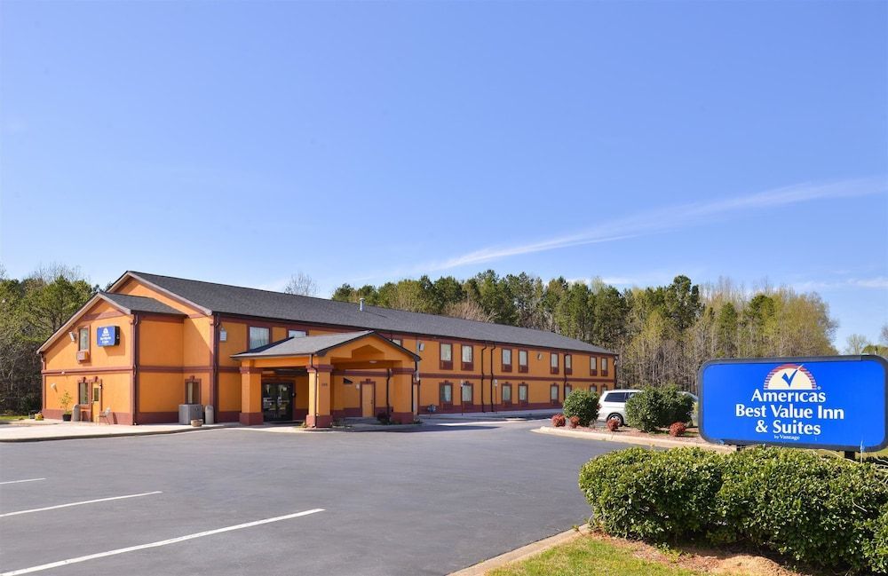 Americas Best Value Inn and Suites Albemarle 1
