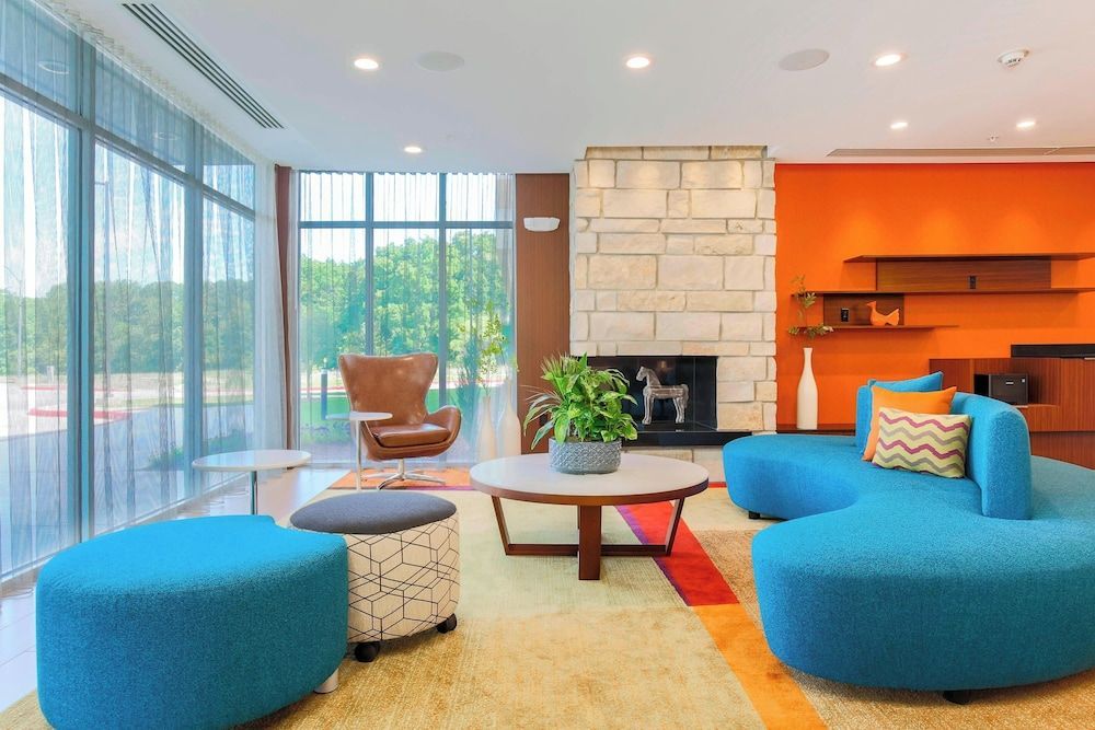 Fairfield Inn & Suites by Marriott Decatur at Decatur Conference Center 2