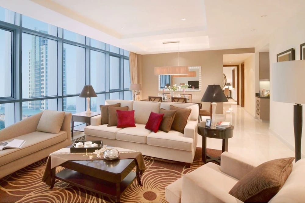 Oakwood Premier Cozmo Jakarta 1