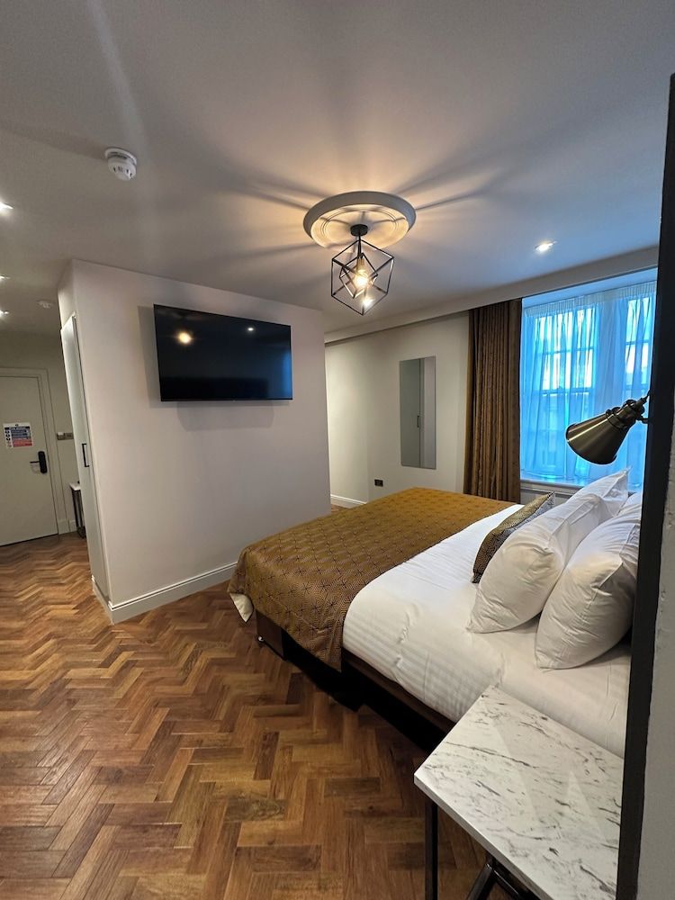 King Street Aparthotel 1