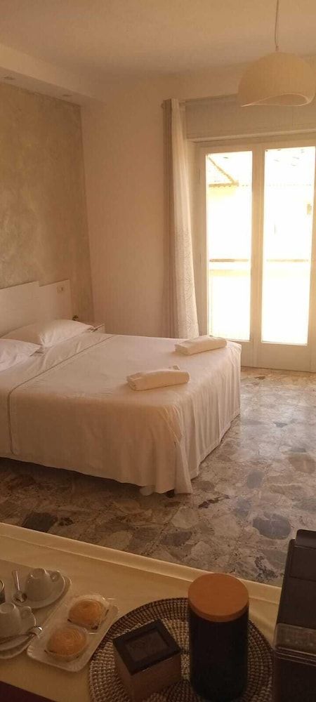 Casamia Guest House 2