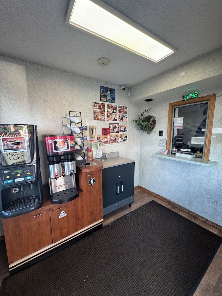 Blue Star Motel 2