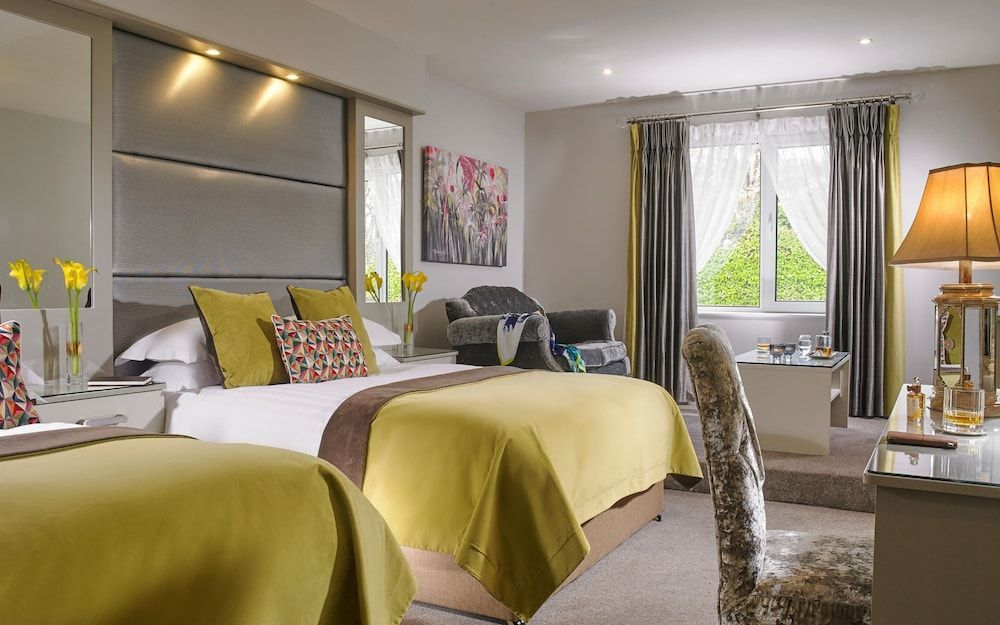 Fitzgeralds Woodlands House Hotel 1
