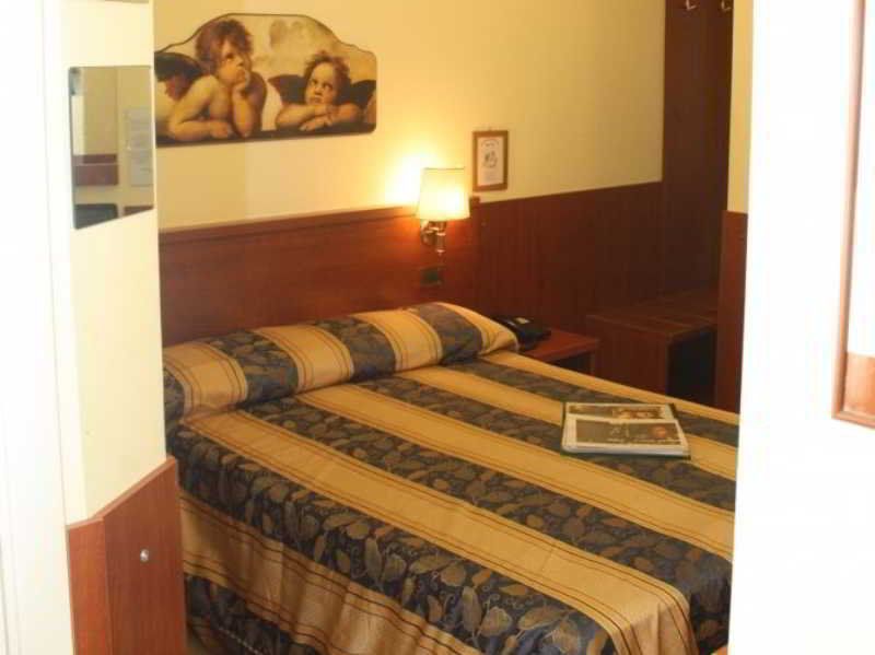 Hotel Viennese 2