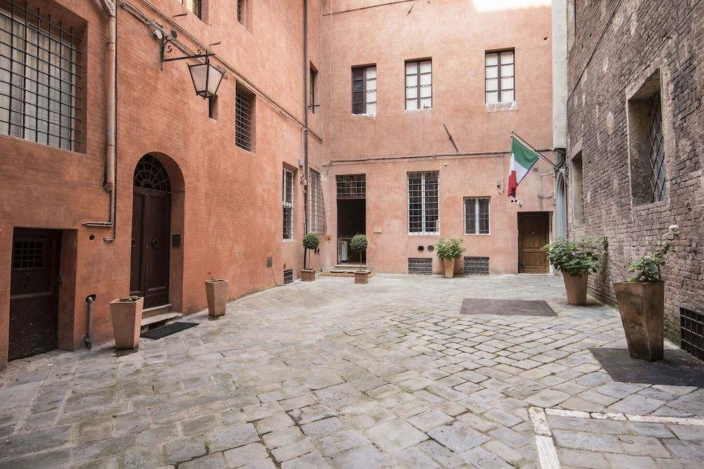 La Terrazza Sul Campo-Rooms Only 1