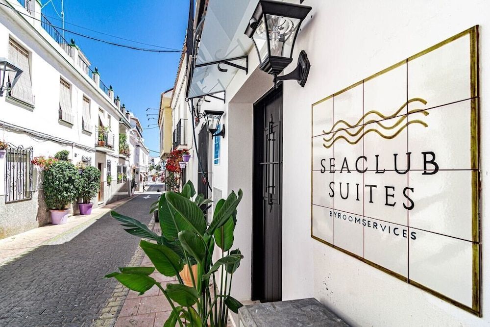 Seaclub Suites Complex Listings 1