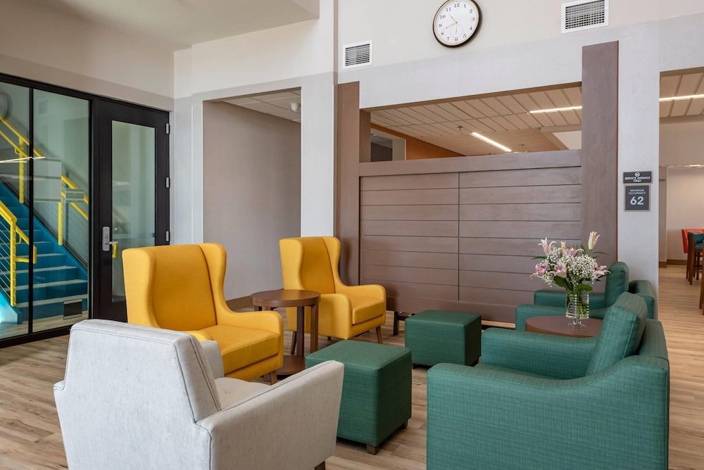 Comfort Suites Colorado Springs East - Medical Center Area 2