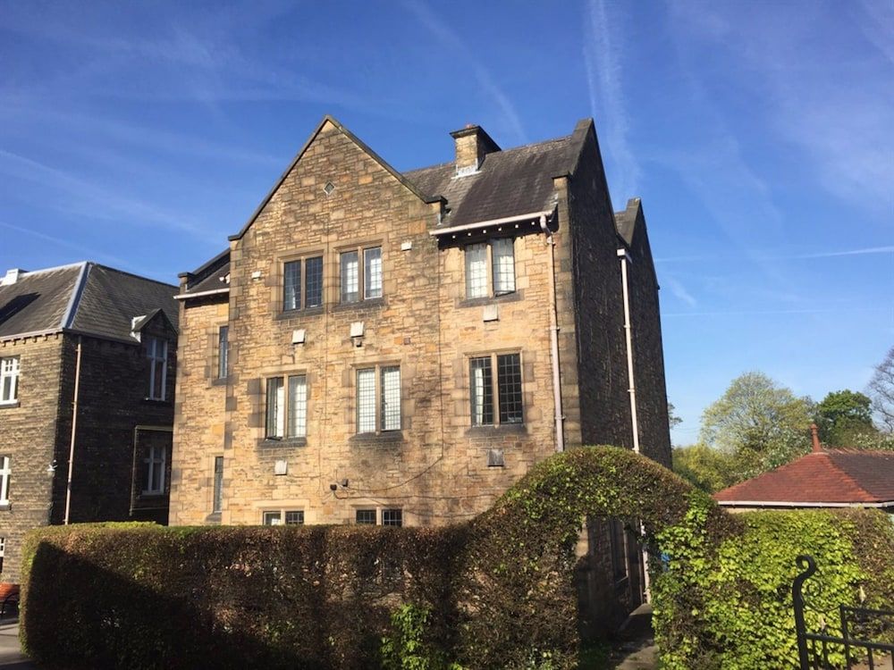 Mirfield Monastery B&B 1