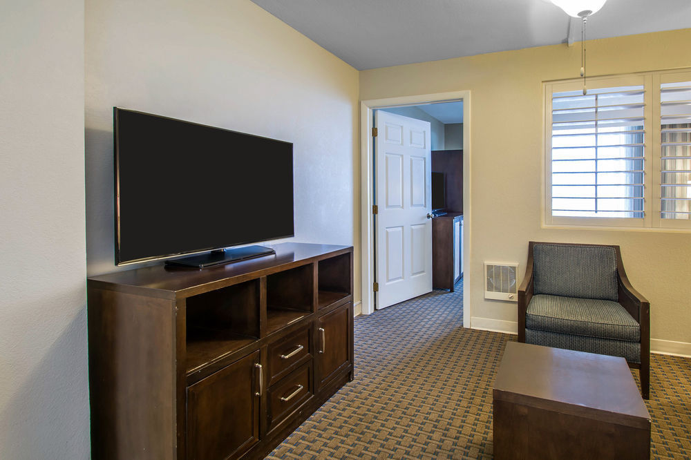 BLUEGREEN VACATIONS CASA DEL MAR 2