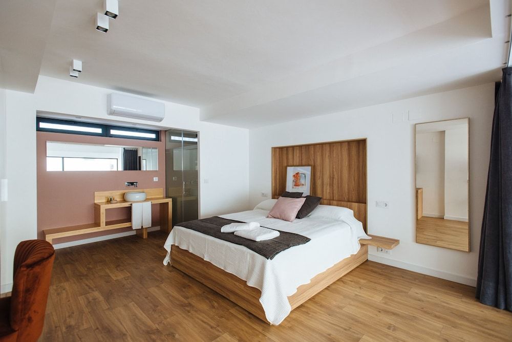 Magno Urban Suites Murillo Gardens 2