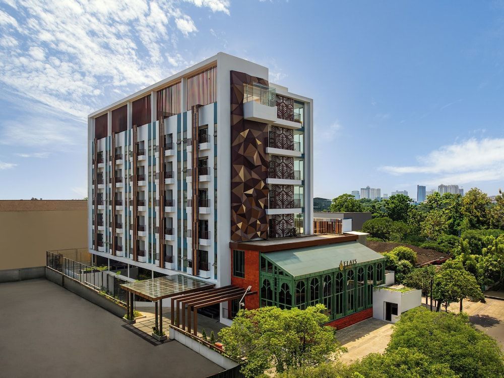 Elais by ARTOTEL 1