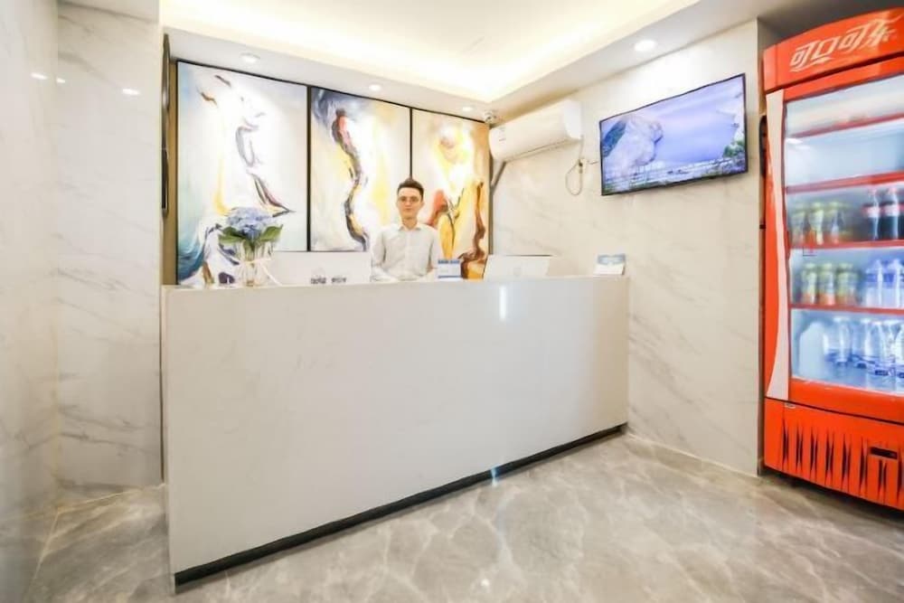 Yuebei Hotel 2