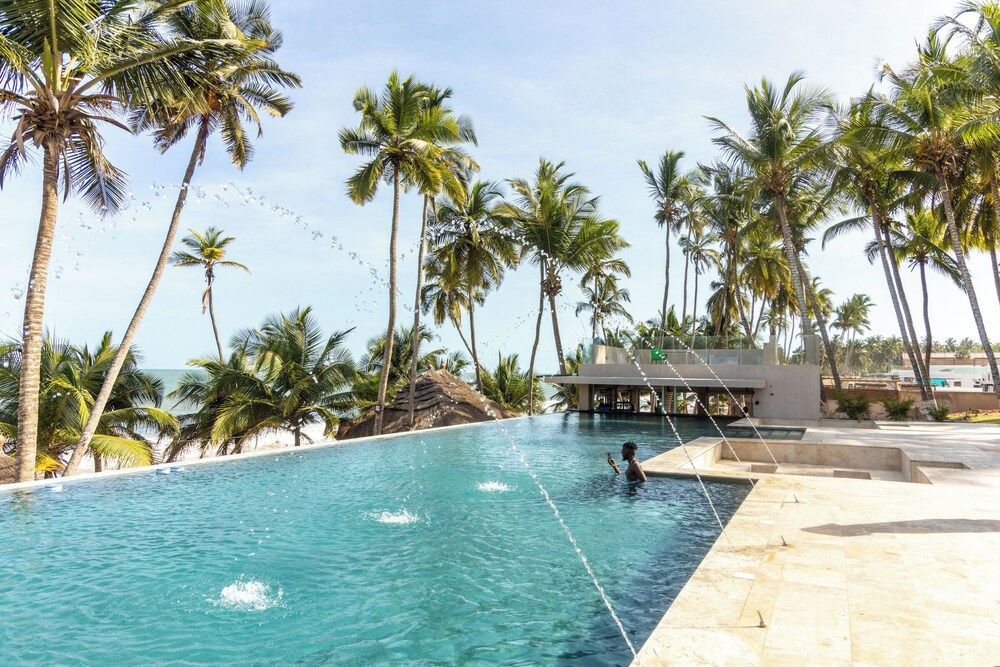Tills Beach Resort 1