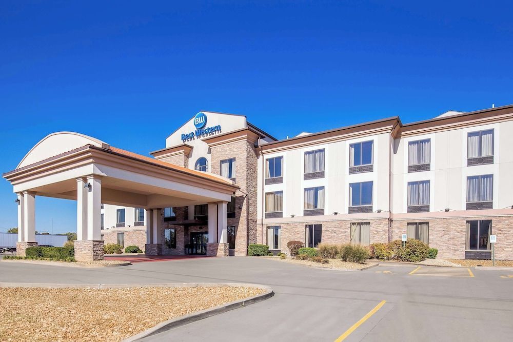 Best Western St. Louis Airport North Hotel & Suites 1